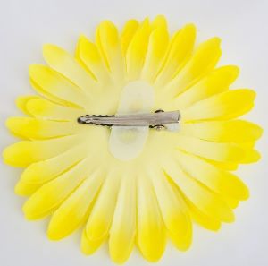 Barrette fleur jaune